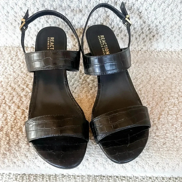 Kenneth Cole Reaction Black Croc Embossed Dee Two Band Slingback Heel - Picture 2 of 8
